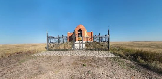 Мавзолей Токсан би